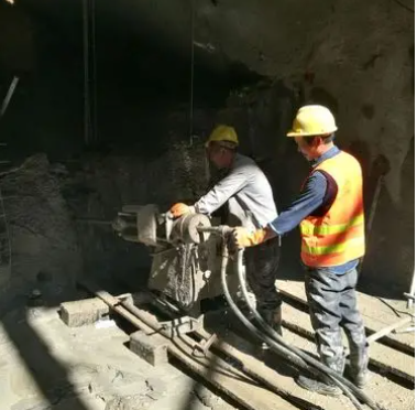 临武水下抗分散灌浆料特点 水下不分散注浆料介绍